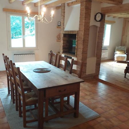 Belle Maison Proche De La Ville Et Du Lac Belcaire Luaran gambar