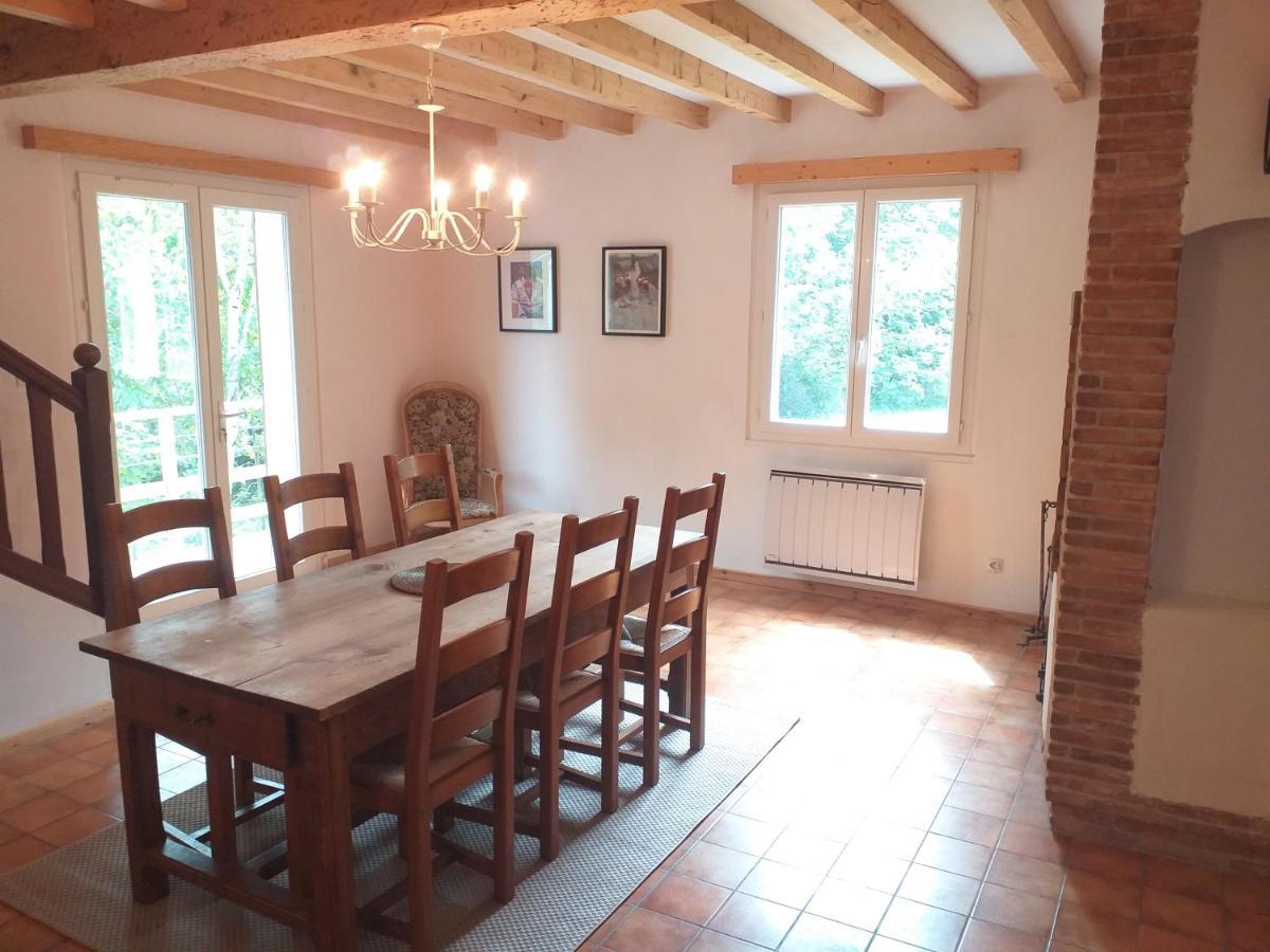 Belle Maison Proche De La Ville Et Du Lac Belcaire Luaran gambar